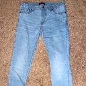 Aeropostale Jeans Mens Size: W34 L32 stretchable fabric